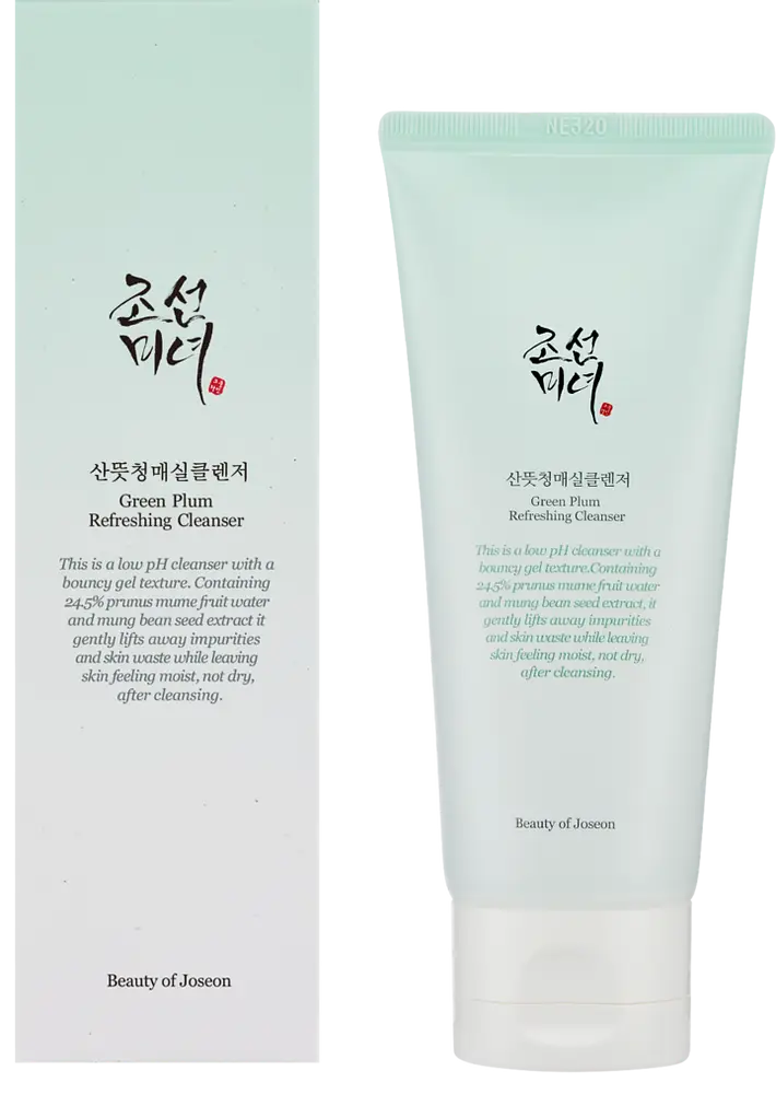 Green Plum Refreshing Cleanser