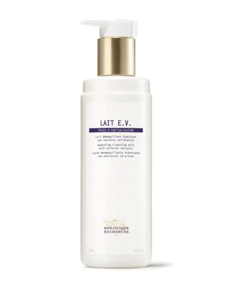 Lait E.V. Moisturizing and Lipid-Restoring Makeup Remover