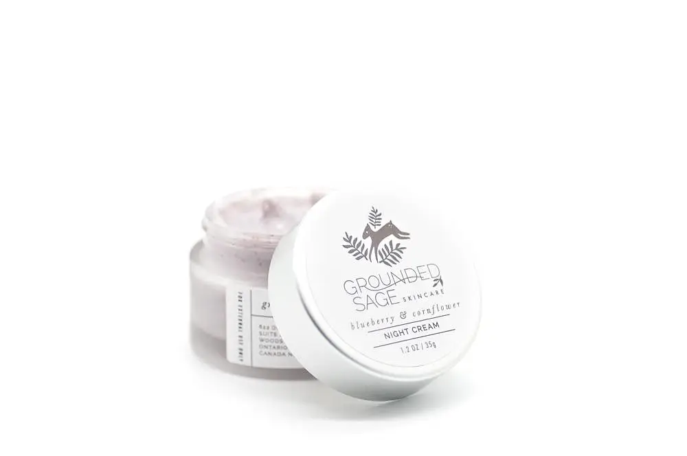 Blueberry and Cornflower Hydra Well Night Cream