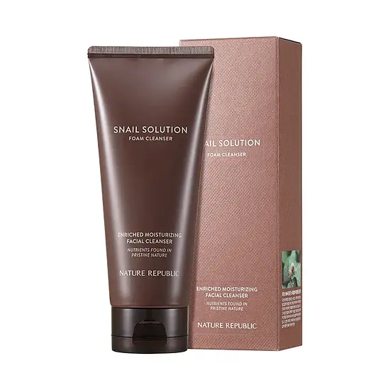 Snail Solution Foam Cleanser