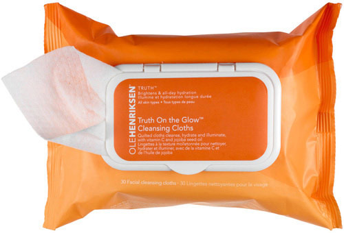 Truth On the Glow Cleansing Cloths