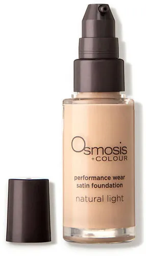 Performance Wear Satin Foundation - Natural Light