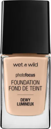 Photo Focus Dewy Foundation